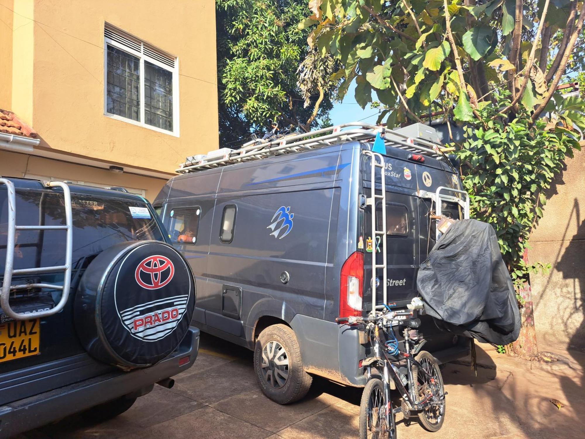 Tgs Homestay Kampala Exterior photo